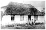 Skylfrida og Vilhelm køber en ejendom i Lysemose på Lolland ,(ved Engestofte. Helga, Astrid, Ingeborg, Flemming, Harald og Børge.