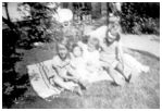 Esther, Yvonne og Grethe 1945.