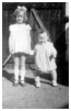 Esther og Yvonne 1944.